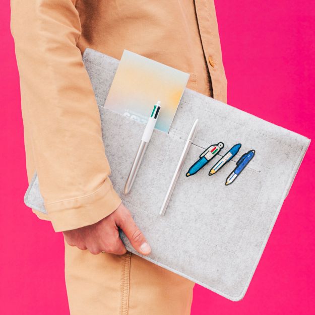 Set BIC® 4 Couleurs + Stylo à Bille + M10