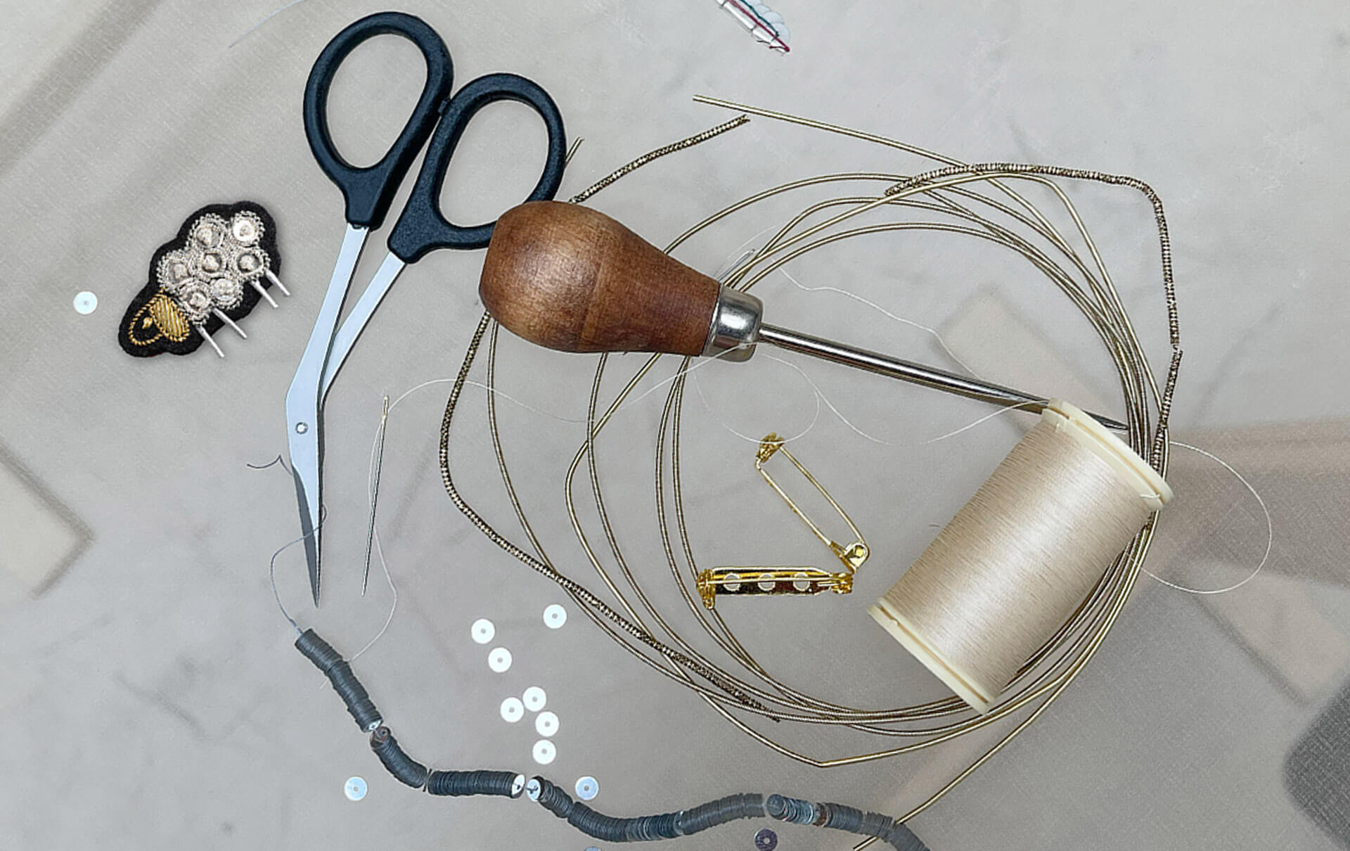 Atelier broderie or paris